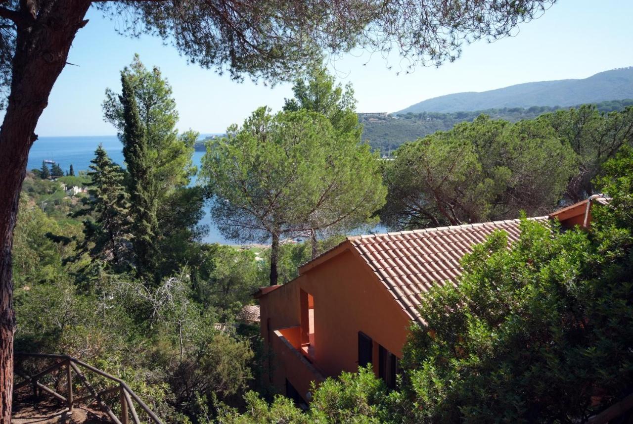 Residence Sud Est Porto Azzurro Εξωτερικό φωτογραφία