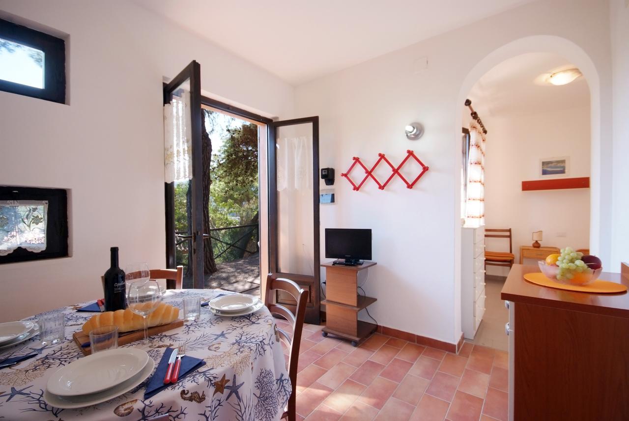 Residence Sud Est Porto Azzurro Εξωτερικό φωτογραφία