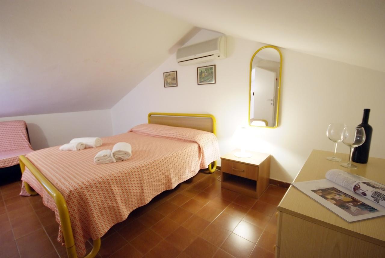 Residence Sud Est Porto Azzurro Εξωτερικό φωτογραφία