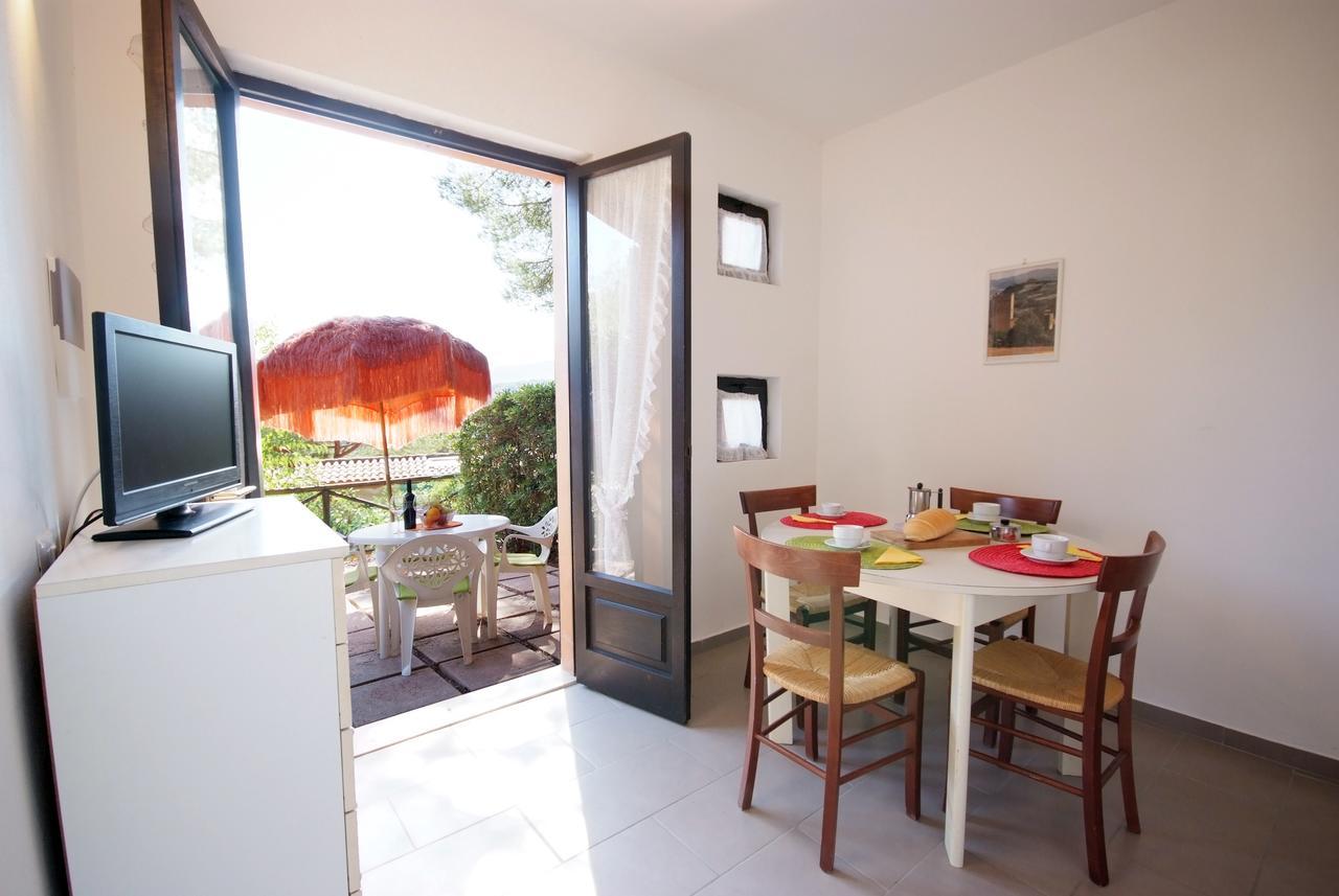 Residence Sud Est Porto Azzurro Εξωτερικό φωτογραφία
