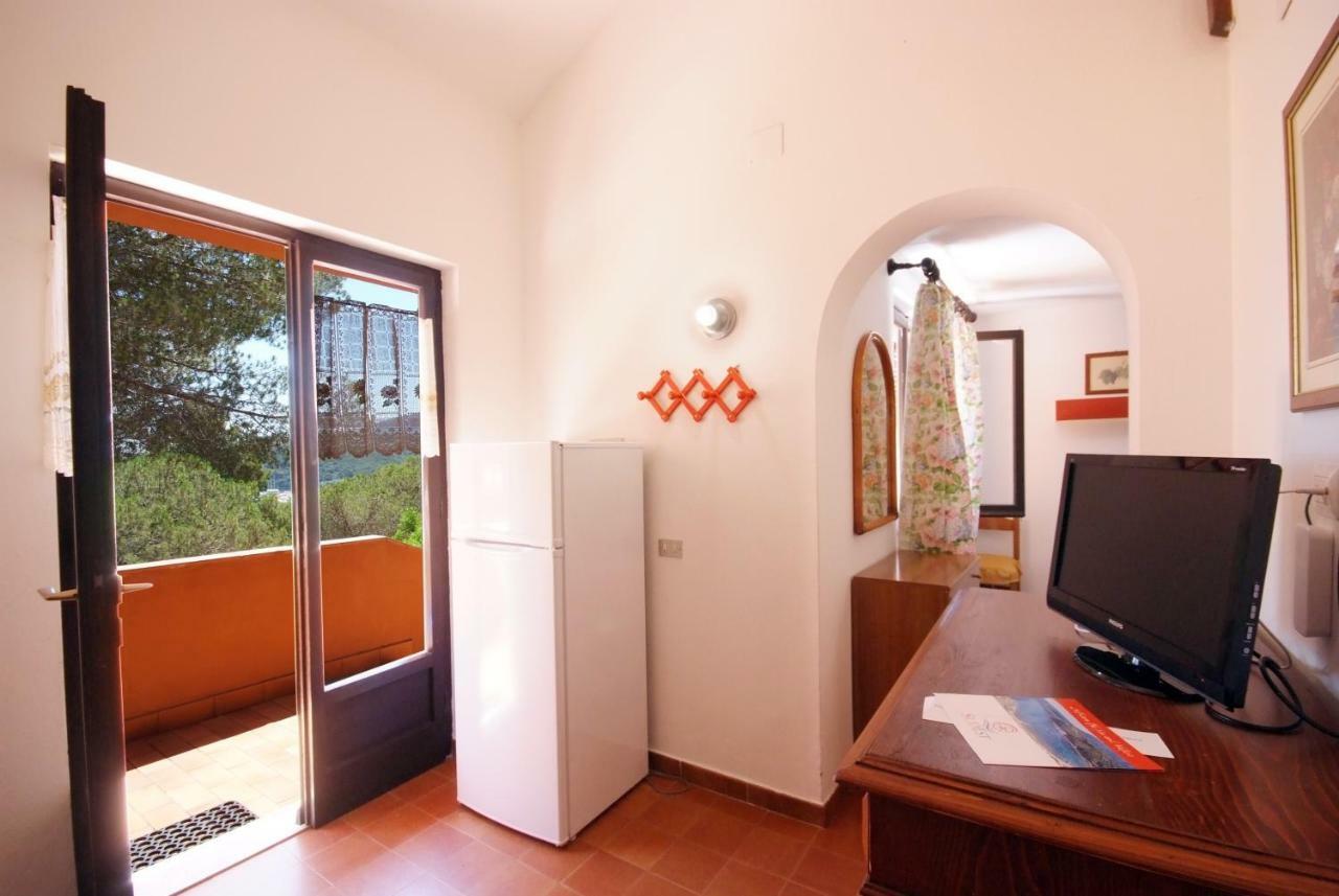 Residence Sud Est Porto Azzurro Εξωτερικό φωτογραφία